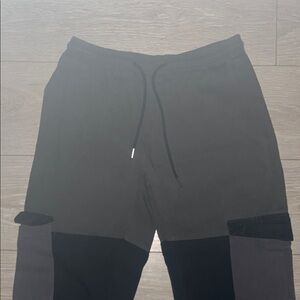 Men's Cargo Pants in Black and Gray